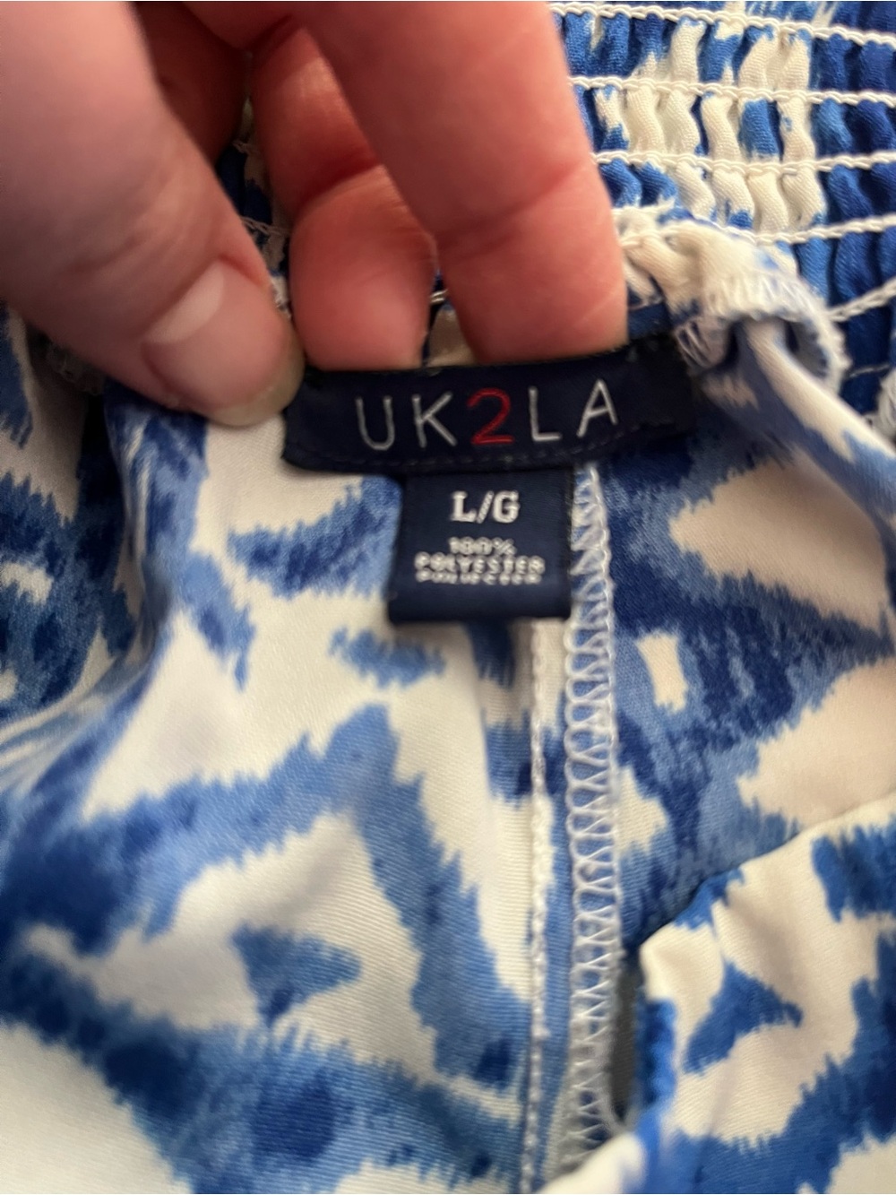 Blue Patterned Ruffle Hem Shorts size large - Picture 4 of 4